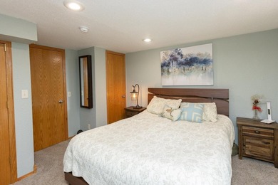 Spacious 4-bedroom rambler with a fully finished basement and - photo 13