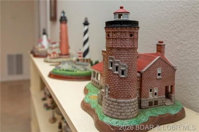 Sitting on a bluff over the majestic Big Niangua, The Lighthouse - photo 18