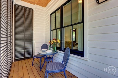 Quintessential Modern Living in the Starland / Thomas Square - photo 22