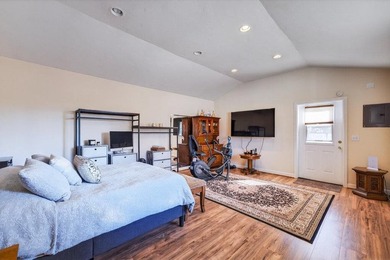 Rarely available, Loma Alta Ranch offers nearly 20 acres in one - photo 35
