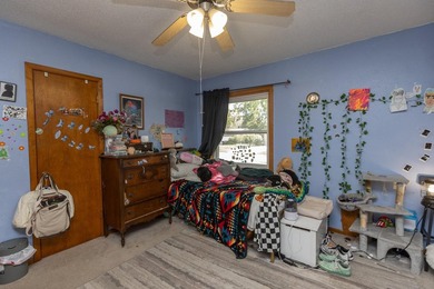 Spacious 4-bedroom rambler with a fully finished basement and - photo 37