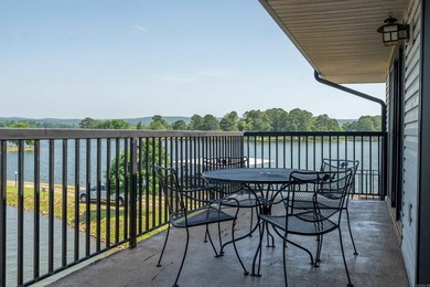 Best views from this top level condo you can cook and watch the - photo 46