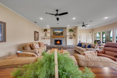 Lovely Waterfront Home with Boathouse on Lake Palestine - photo 6