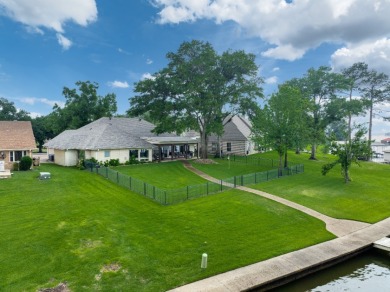 Lovely Waterfront Home with Boathouse on Lake Palestine - photo 47