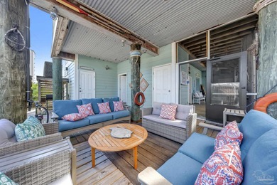 Welcome to one of the most desirable locations on the - photo 3