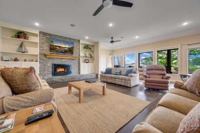 Lovely Waterfront Home with Boathouse on Lake Palestine - photo 7