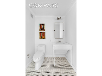 PARK AVENUE RESIDENCE FEATURING: HIGH FLOOR, HIGH CEILINGS - photo 15