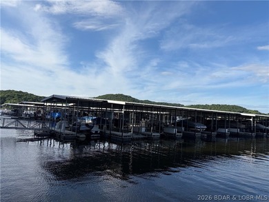 ***Garage Available*** Start your lake adventures in this - photo 32