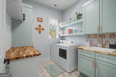 This gorgeous custom home in the desirable East Paulding - photo 35