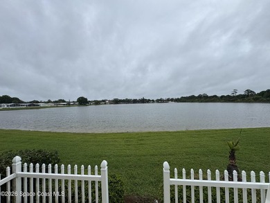 Rarely available lakefront property! This 2-bedroom, 2-bath home - photo 4
