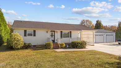 Truly unique 3 Or 4 BR / 2 Bath with 1941 Square Feet PLUS a - photo 4