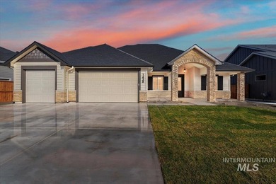 Lake Lowell Home For Sale in Nampa Idaho