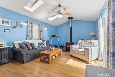 This one will amaze you! Kitchen has been totally remodeled with - photo 17