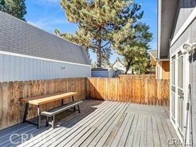 Beautiful Single-Story Mountain getaway in the city of Big Bear - photo 18