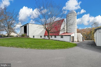 An extraordinary country estate! One of the premier properties - photo 36