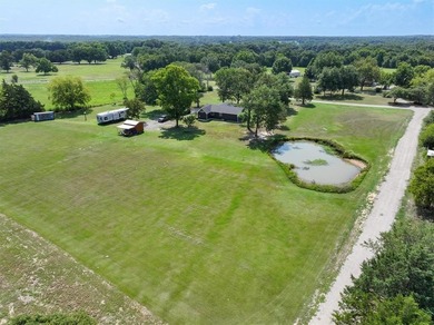 (private lake, pond, creek) Acreage For Sale in Edgewood Texas