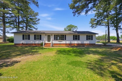 Experience the freedom of country living with no city taxes, no - photo 2
