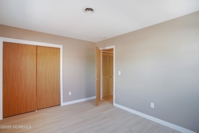 This charming 2-bedroom, 1-bathroom home with newly installed - photo 18