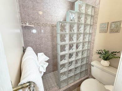 Easy to show. Best-priced oceanfront 2 bedroom - 2 bath in South - photo 18