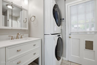 Charming and well-maintained, this 2-bedroom, 2-bath home in - photo 19