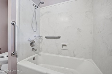 Charming and well-maintained, this 2-bedroom, 2-bath home in - photo 23