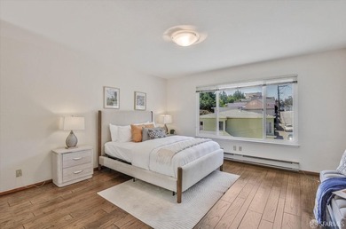 Outstanding 3-unit view building. Top unit penthouse features - photo 23