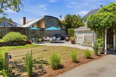 This stately 15-room residence, encompassing over 3,500 square - photo 33