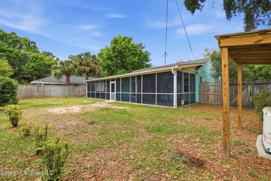 Charming and well-maintained, this 2-bedroom, 2-bath home in - photo 34