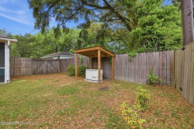 Charming and well-maintained, this 2-bedroom, 2-bath home in - photo 36