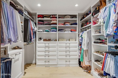 Experience timeless elegance and modern luxury in this - photo 39