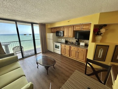 Direct Oceanfront One bedroom and One bathroom condo located at - photo 13