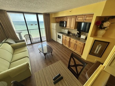 Direct Oceanfront One bedroom and One bathroom condo located at - photo 14