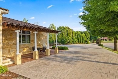 Villa Nove is a rare turnkey wine country estate and agritourism - photo 17