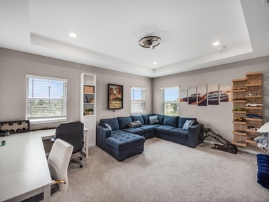 Welcome to luxury living in one of Tradition's most sought-after - photo 18