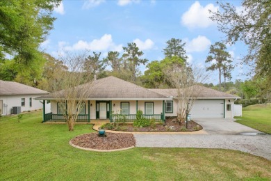 (private lake, pond, creek) Home For Sale in Dunnellon Florida