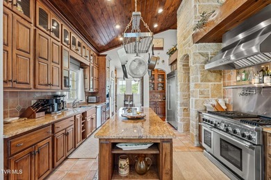 Villa Nove is a rare turnkey wine country estate and agritourism - photo 29