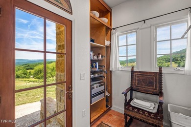 Villa Nove is a rare turnkey wine country estate and agritourism - photo 36