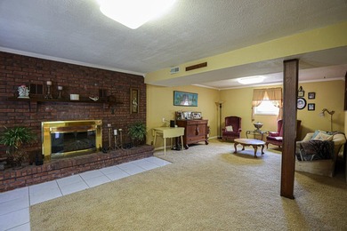 Spacious 4 bedroom, 2 bathroom brick home offering just under 2 - photo 38