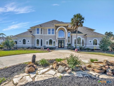 (private lake, pond, creek) Home For Sale in Lufkin Texas