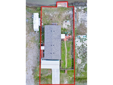 Canal-front turnkey coastal retreat with private fishing dock - photo 5