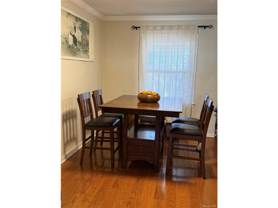 Prime Whitestone Location!. This classic brick townhouse - photo 5
