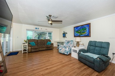 Beautifully updated 3-bedroom, 3-bath, 2,075 sq ft POOL home on - photo 11