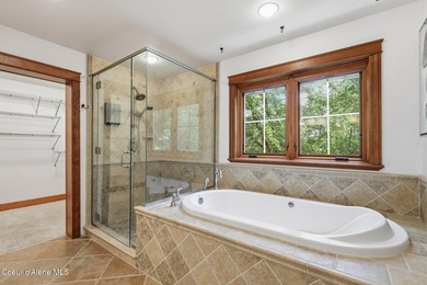 Located in the gated Hayden Lake Country Club Estates, this - photo 25