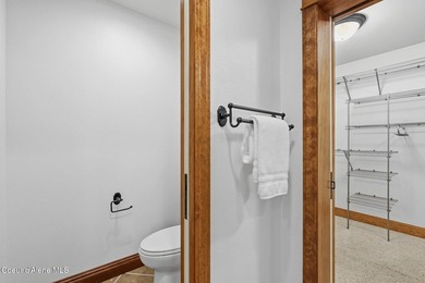 Located in the gated Hayden Lake Country Club Estates, this - photo 26