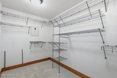 Located in the gated Hayden Lake Country Club Estates, this - photo 27