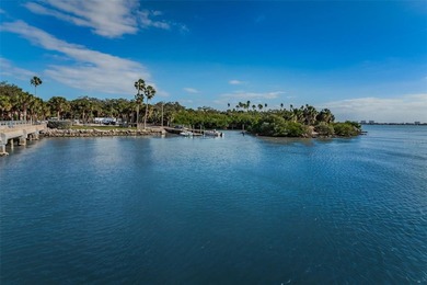 Beautifully updated 3-bedroom, 3-bath, 2,075 sq ft POOL home on - photo 36