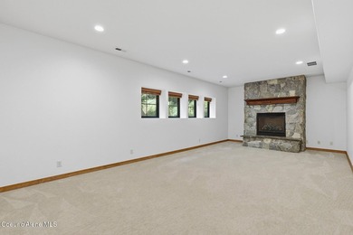 Located in the gated Hayden Lake Country Club Estates, this - photo 38