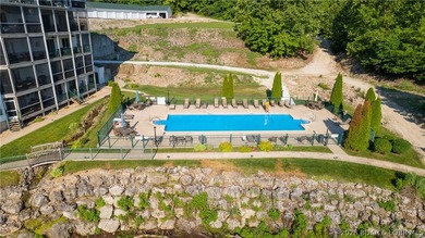 Rare DOUBLE condo offering 3,495 sq ft of lake living! This - photo 44