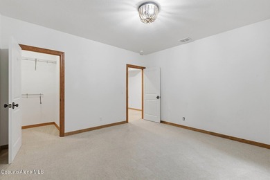 Located in the gated Hayden Lake Country Club Estates, this - photo 45