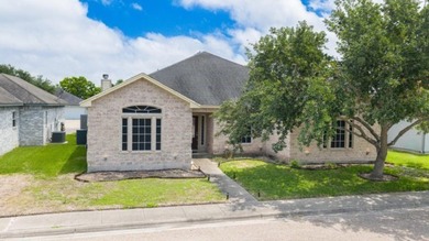 Step into this beautiful 4-bedroom, 3-bath home offering both - photo 3